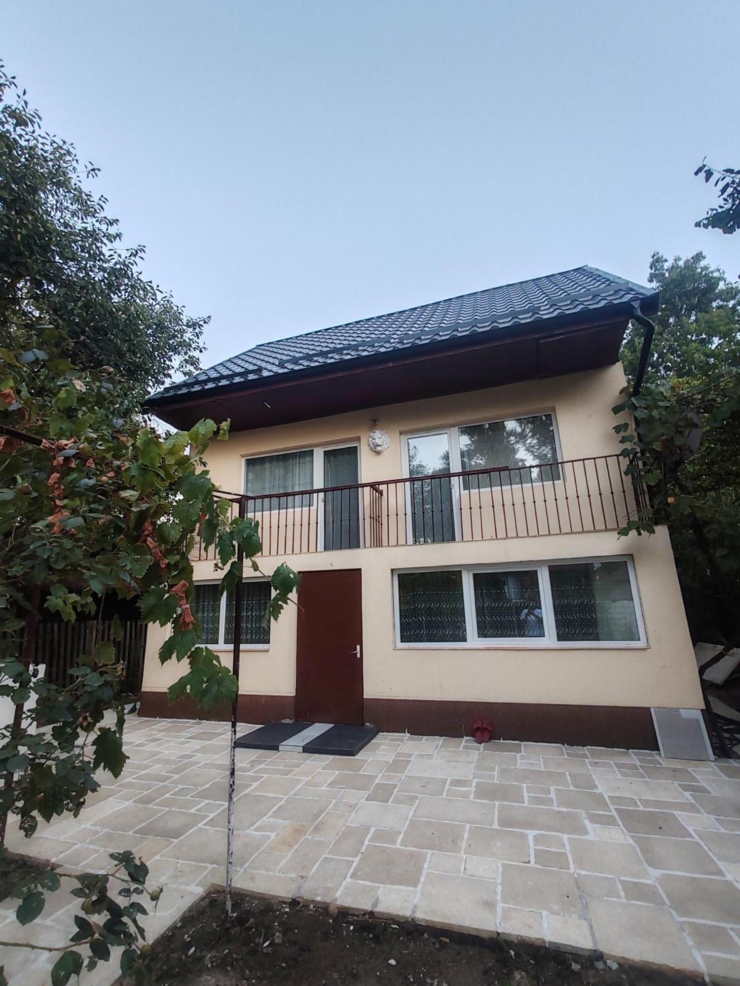 Trei Insule Home Арад Екстериор снимка