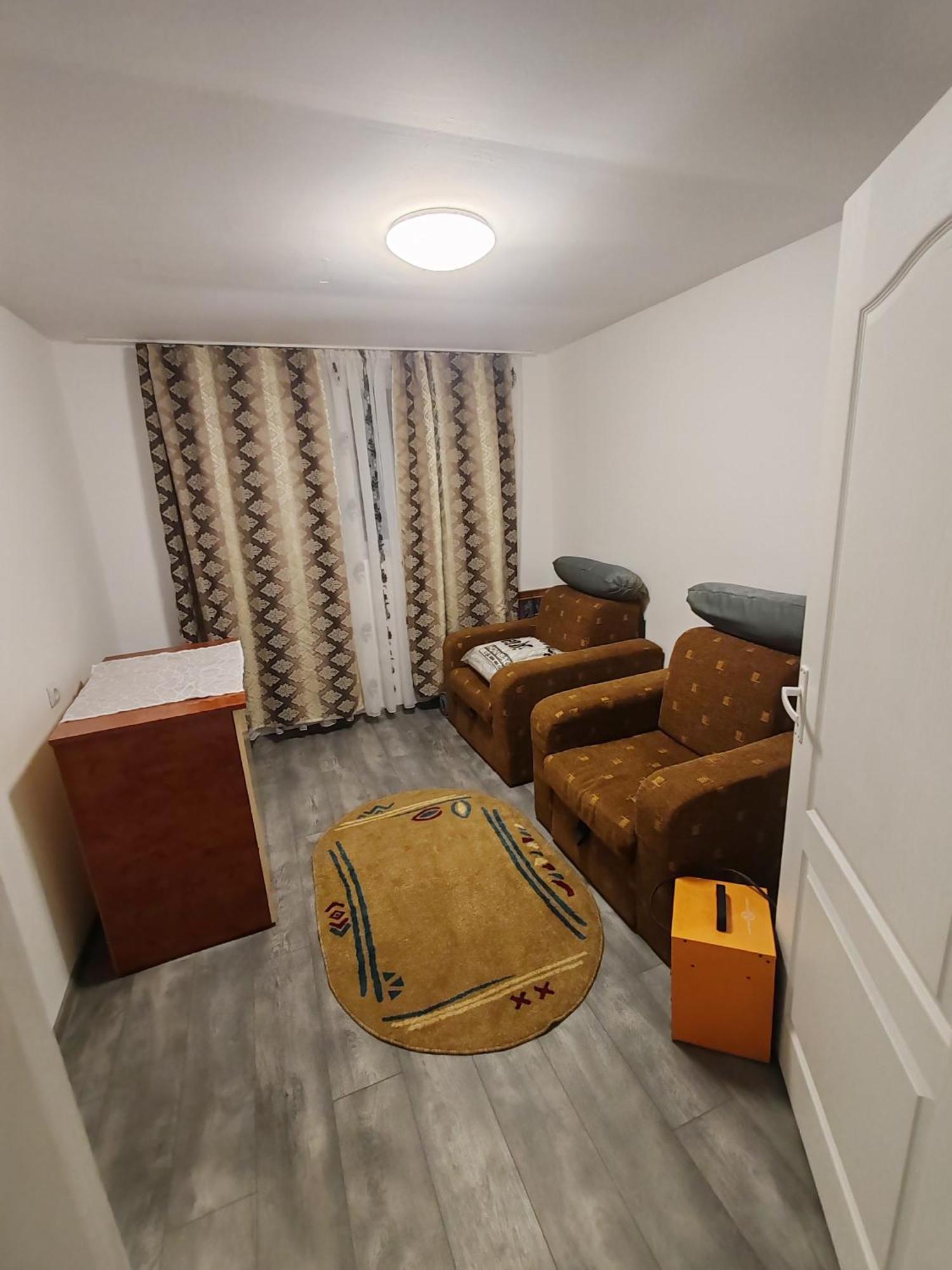 Trei Insule Home Арад Екстериор снимка